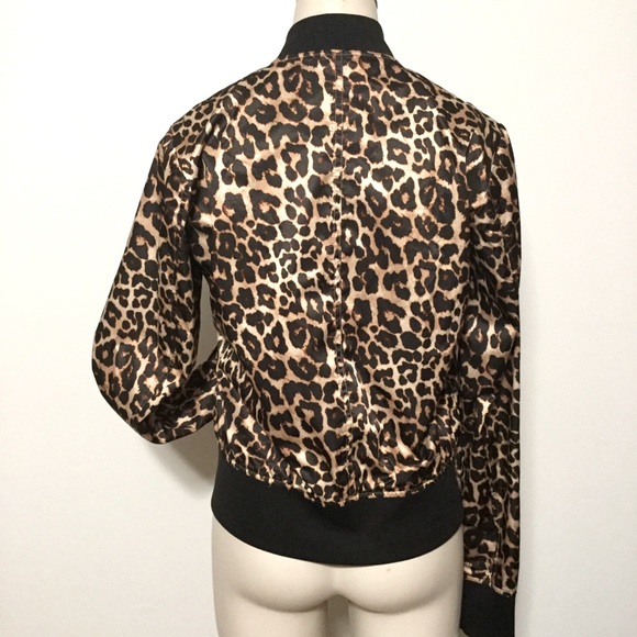CITY STREETS Cheetah Bomber Jacket sz Small - Picture 9 of 11